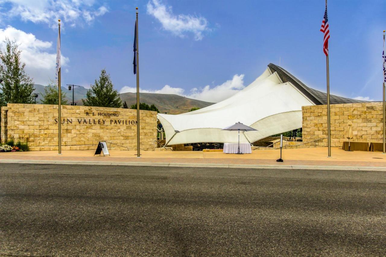 1001 Atelier Studios Sun Valley Bagian luar foto
